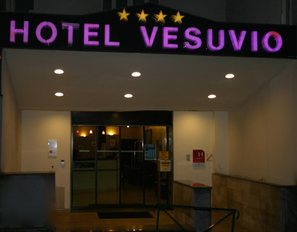 Hotel H\u00F4tel Vesuvio Lourdes Exterior foto